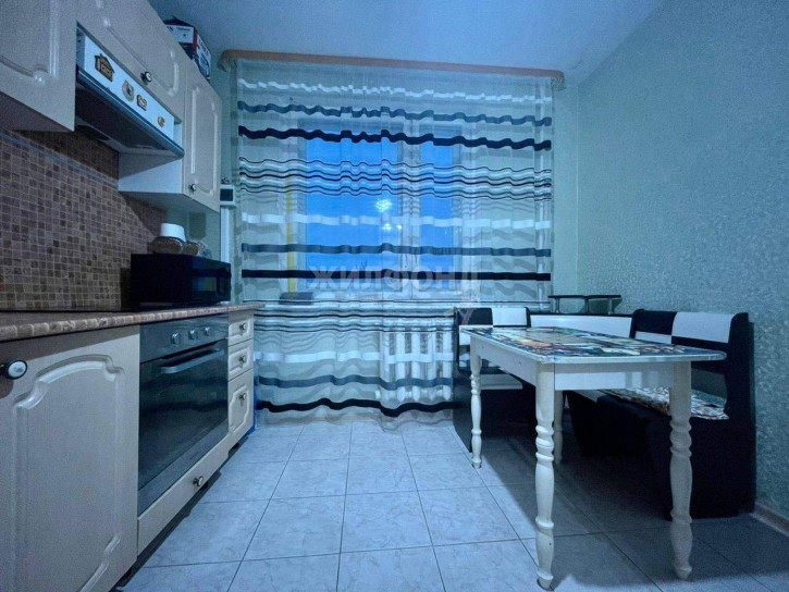 3-комн квартира Ленинградская улица, д.33