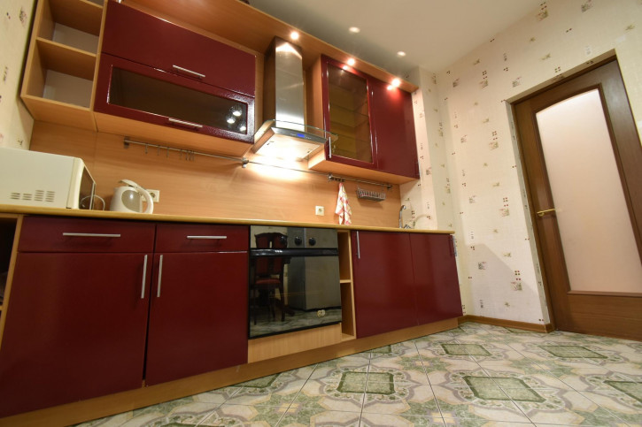 2-комн квартира Ленина ул, 99