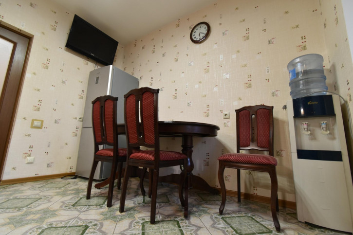 2-комн квартира Ленина ул, 99