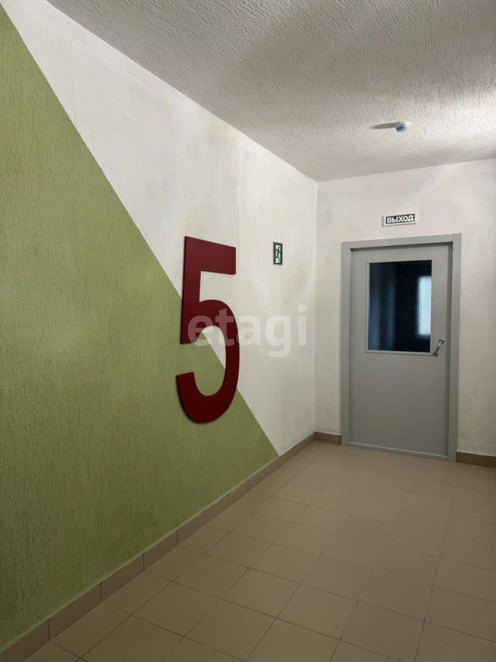 1-комн квартира в новом доме Героев космоса, 13
