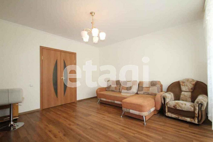 2-комн квартира Комсомольская, 75