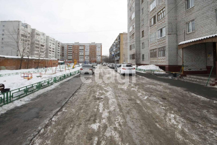1-комн квартира Шишкова, 54