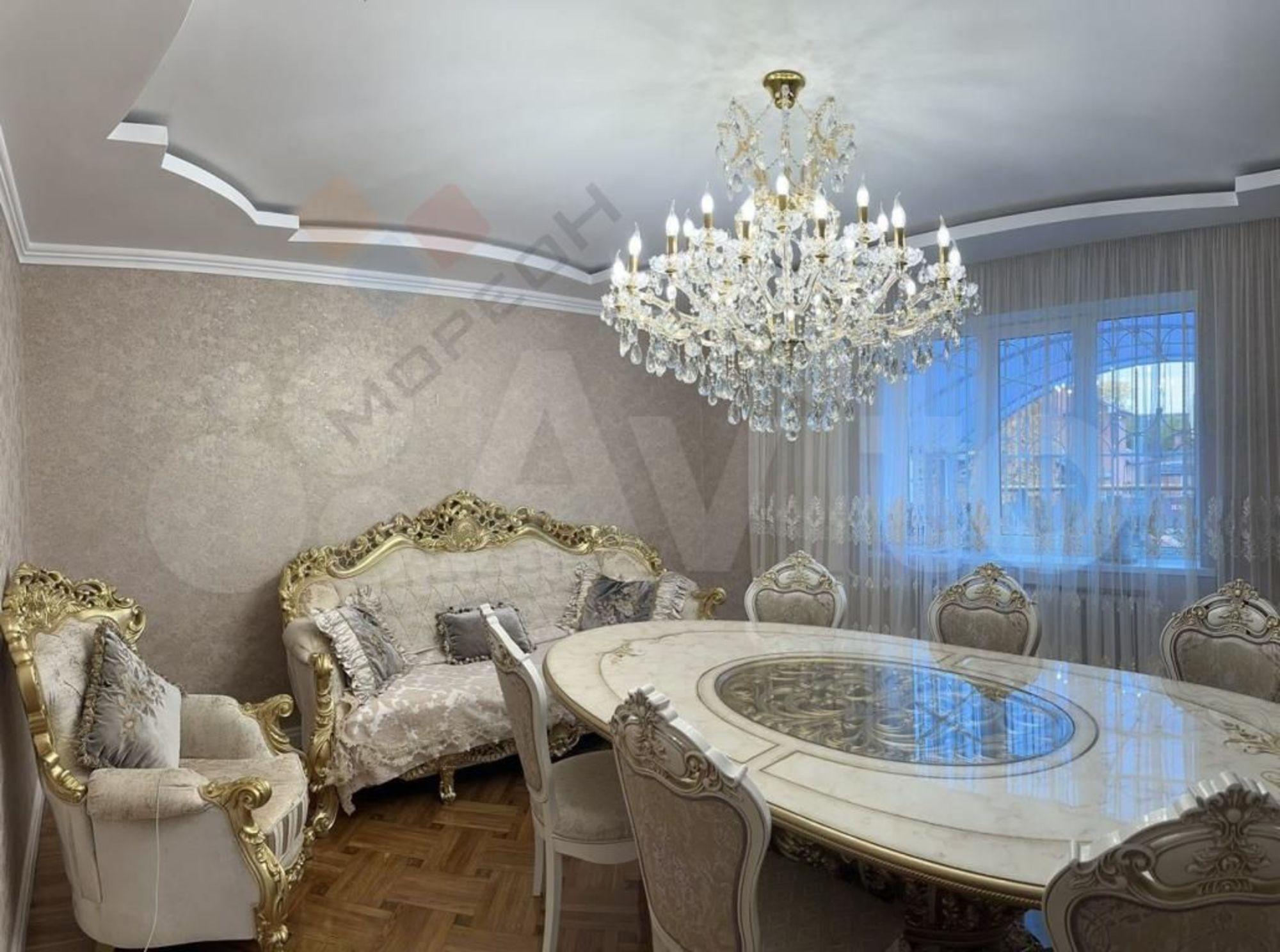 Купить дачу, дом, коттедж за 34 300 000 рублей на Будённого ул, 211