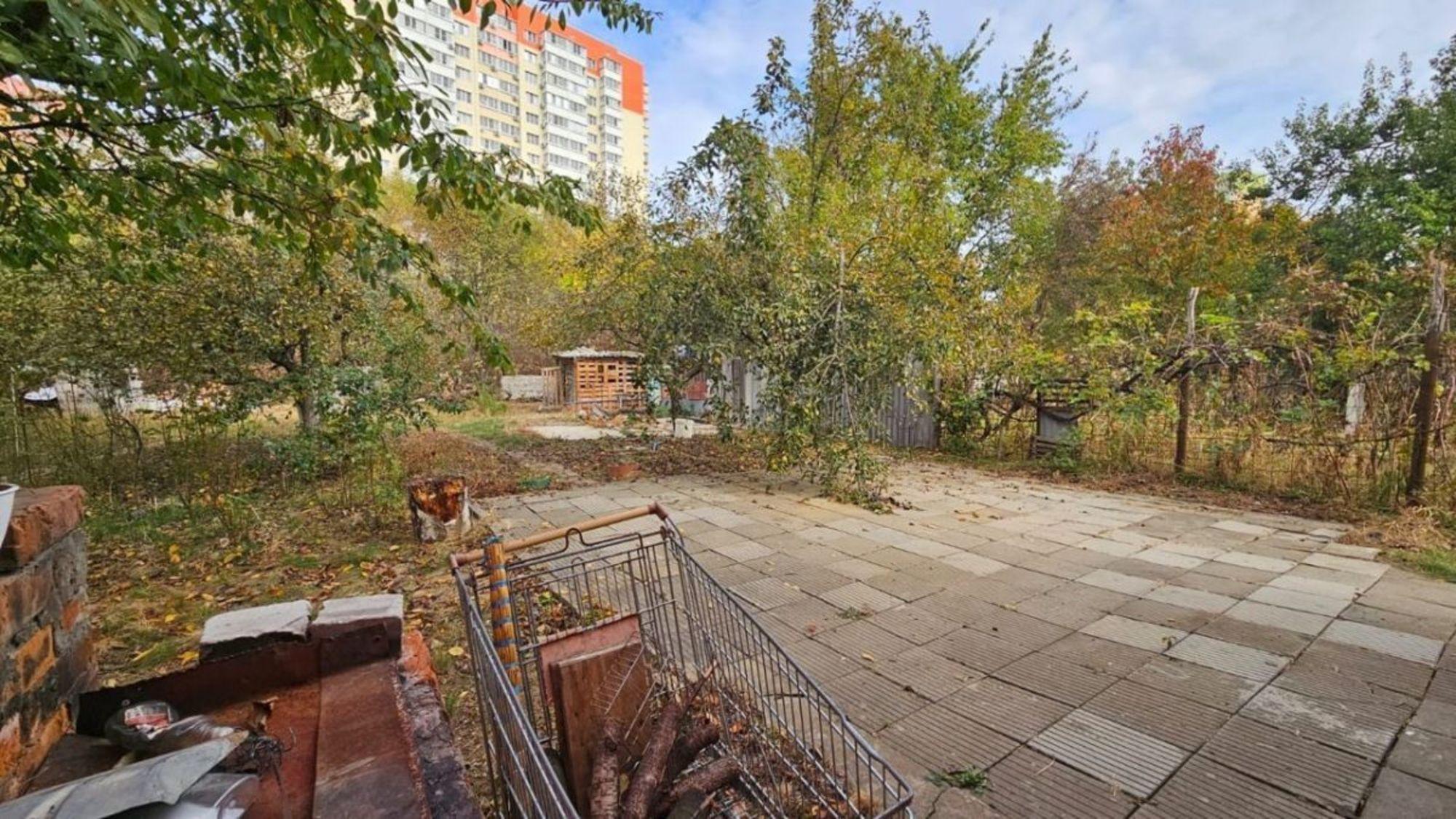 Купить дачу, дом, коттедж за 19 000 000 рублей на Автолюбителей ул, 18
