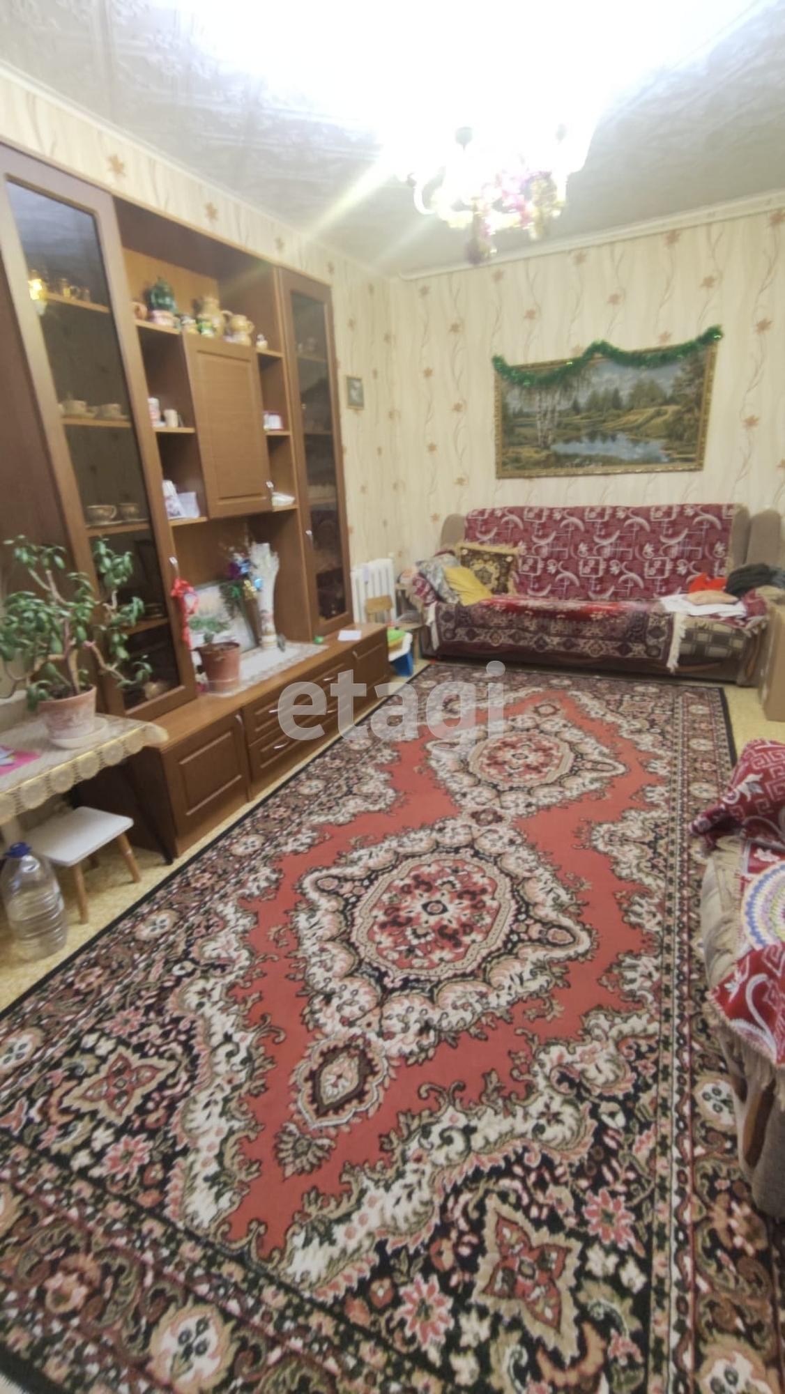 Купить дачу, дом, коттедж за 3 100 000 рублей на Молодежная, 1