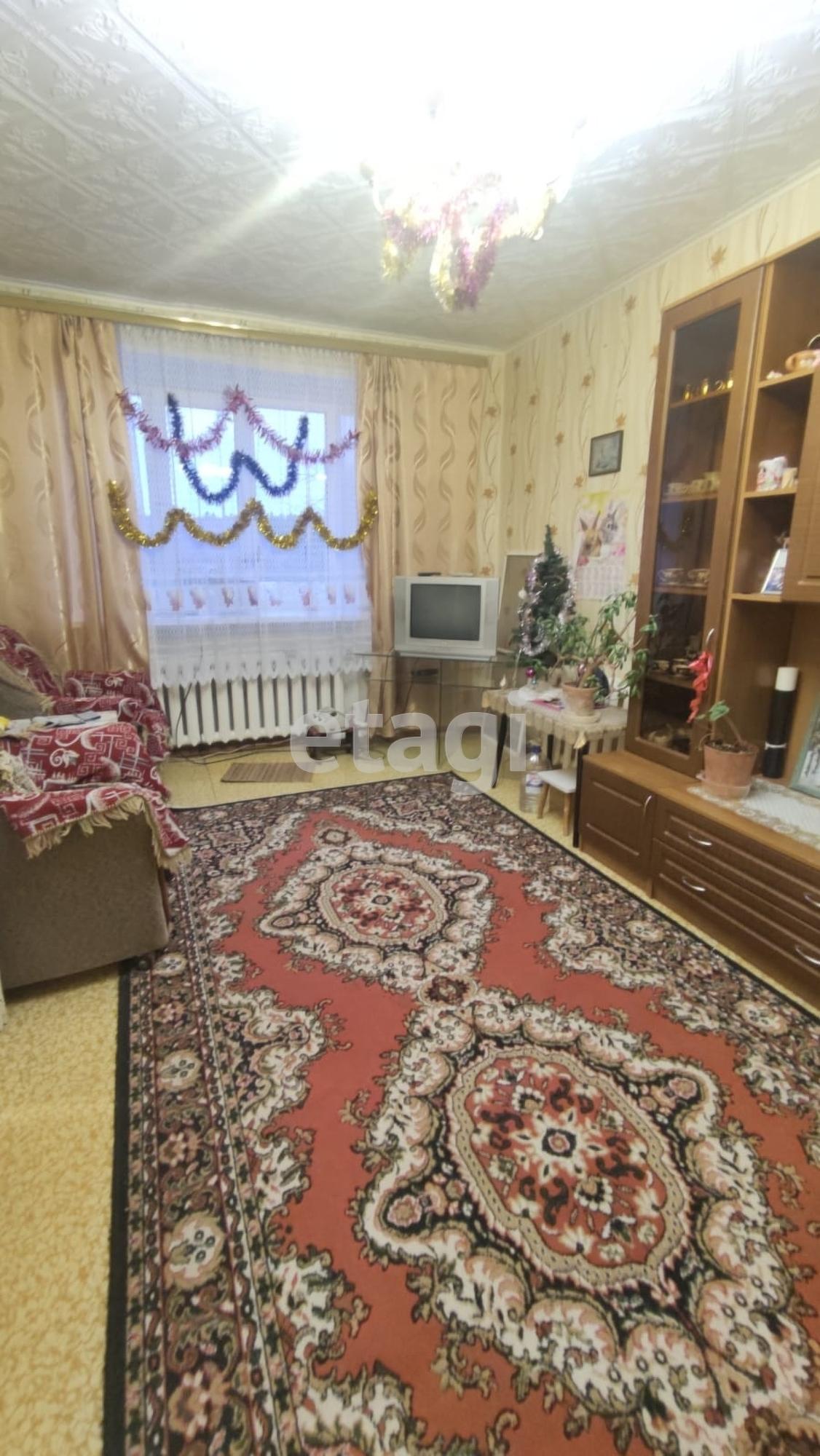 Купить дачу, дом, коттедж за 3 100 000 рублей на Молодежная, 1