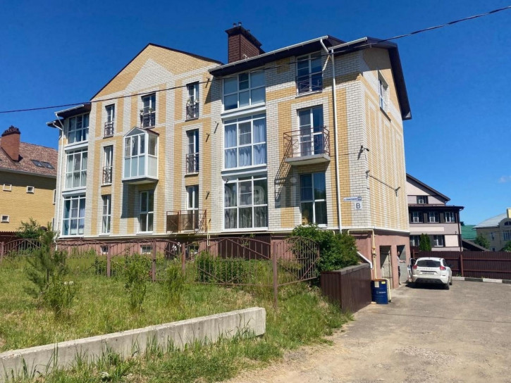 2-комн квартира Санаторная, 33