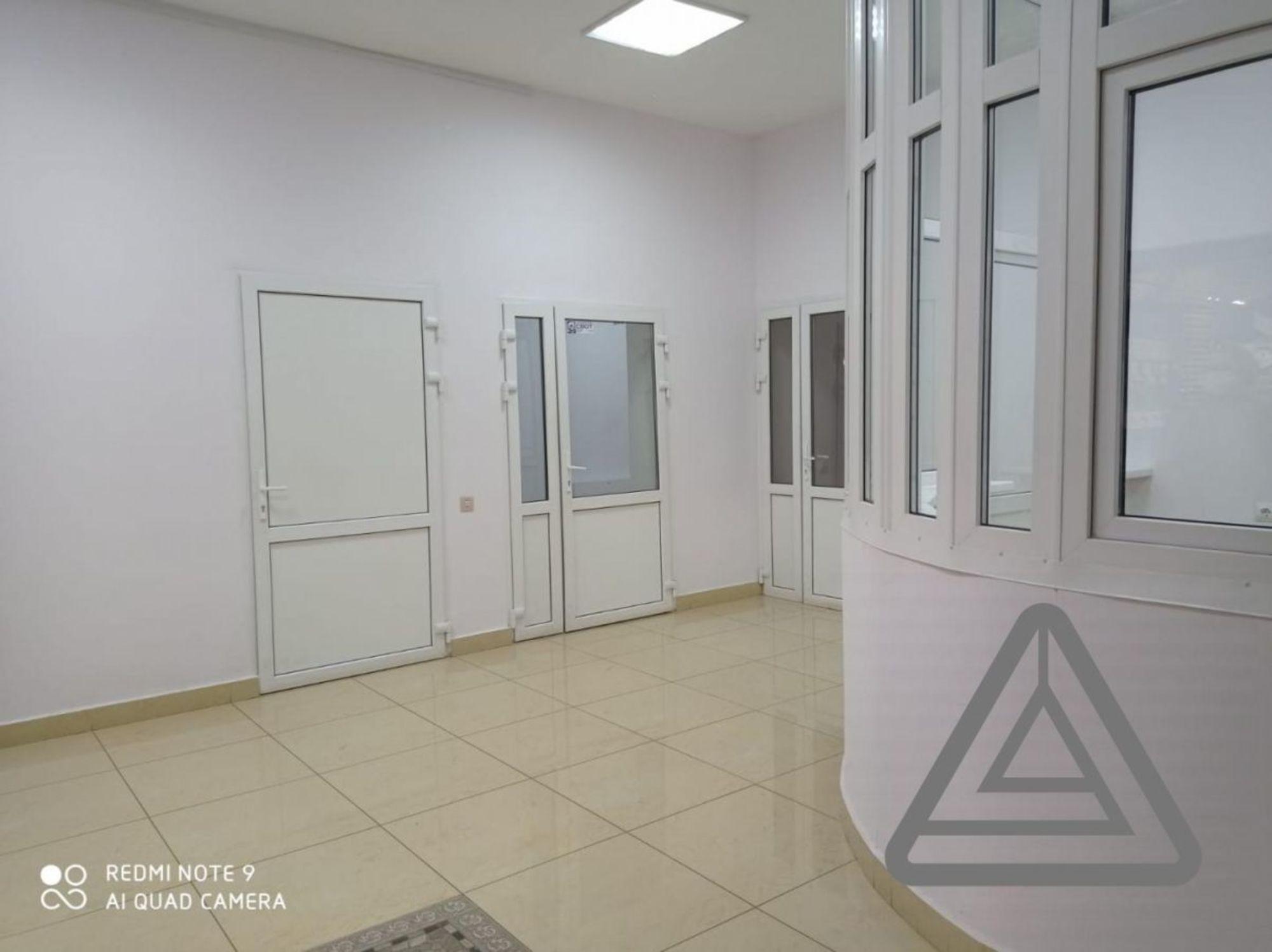 Сдать офис, помещение под офис за 22 500 рублей на Поперечно-Авангардная, 25а