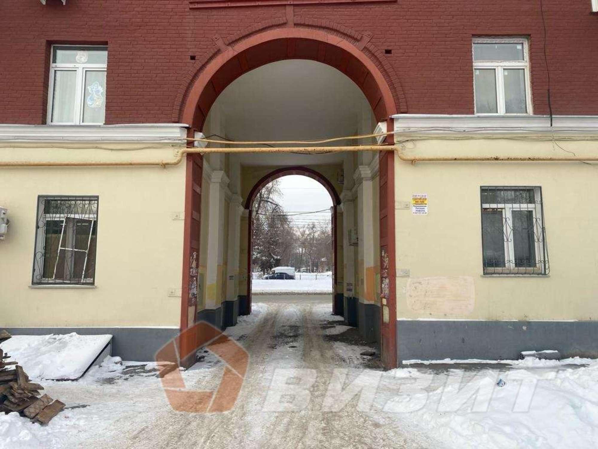 Сдать торговое помещение за 19 200 рублей на Победы улица, 105