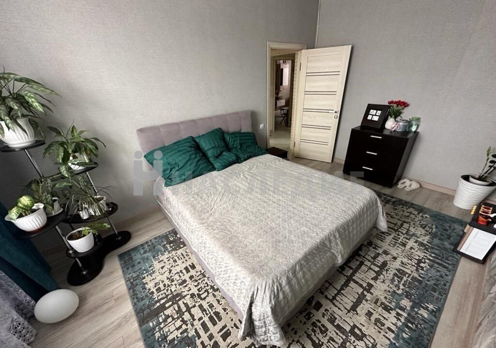 Купить дачу, дом, коттедж за 13 500 000 рублей на Санаторная ул