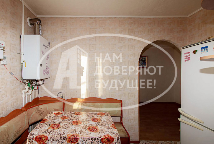 3-комн квартира Комсомольская улица, 1