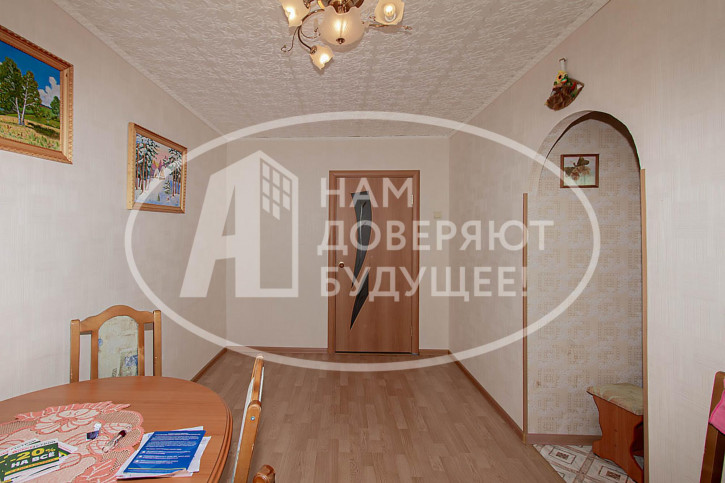 3-комн квартира Комсомольская улица, 1