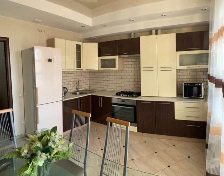 2-комн квартира Марии Рябининой ул, 32
