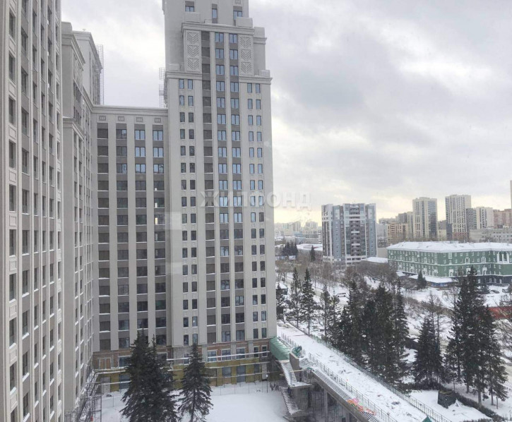 3-комн квартира Красный проспект, д.220