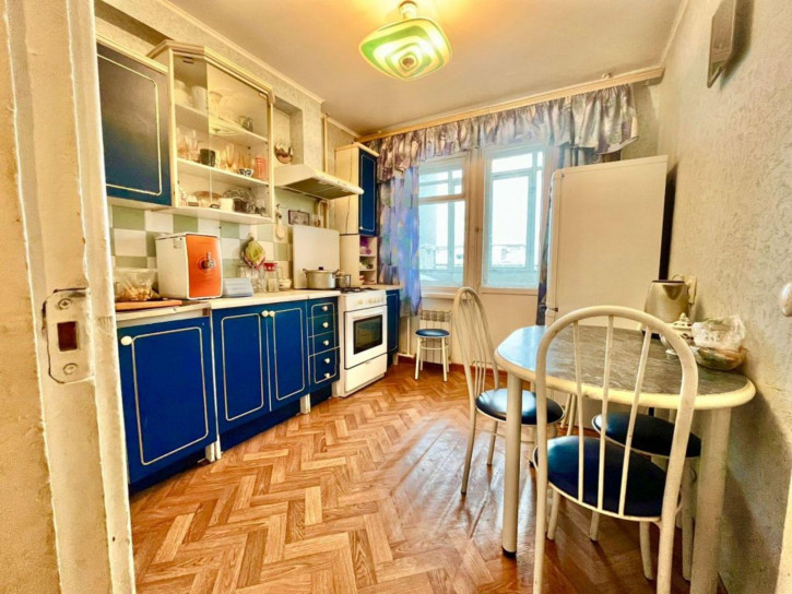 3-комн квартира Петербургское ш, 77