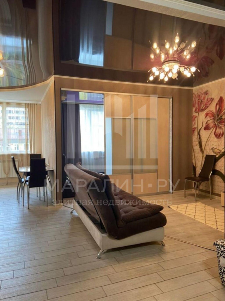 2-комн квартира Чехова, 63