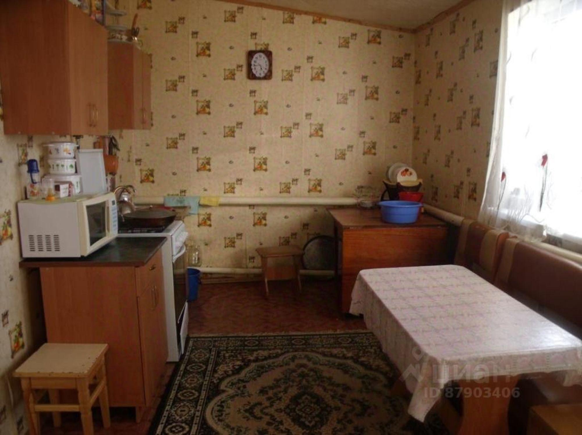 Купить дачу, дом, коттедж за 400 000 рублей на Быковский район, хутор Демидов, Советская улица, 26