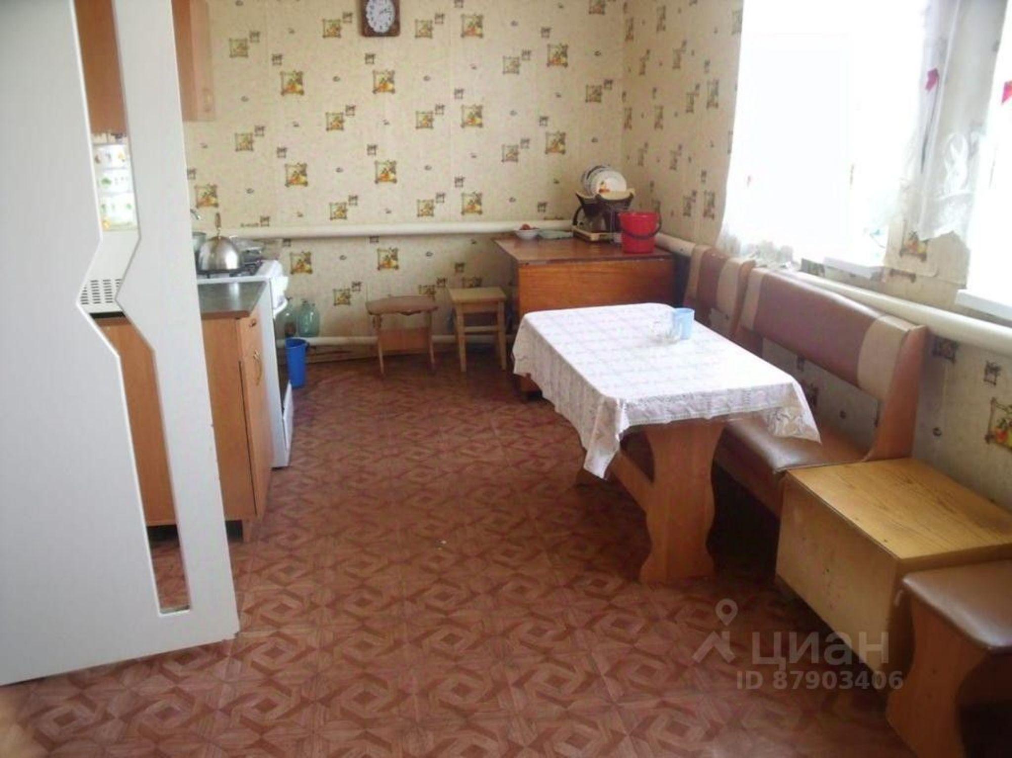 Купить дачу, дом, коттедж за 400 000 рублей на Быковский район, хутор Демидов, Советская улица, 26