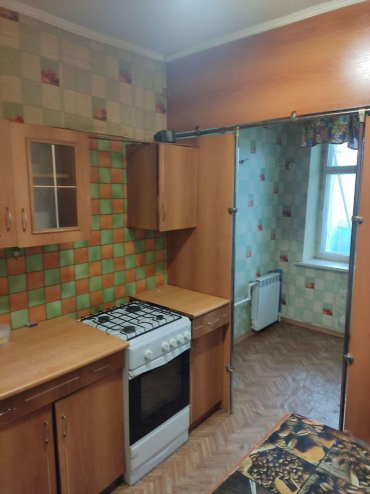 1-комн квартира Благодарова ул, 11