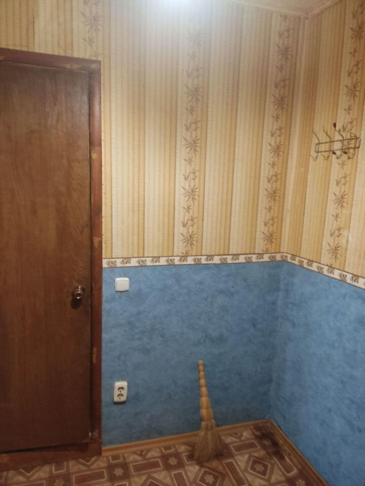 1-комн квартира Благодарова ул, 11