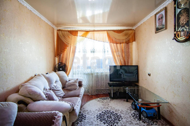 3-комн квартира Машиностроителей, 11