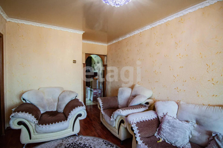 3-комн квартира Машиностроителей, 11