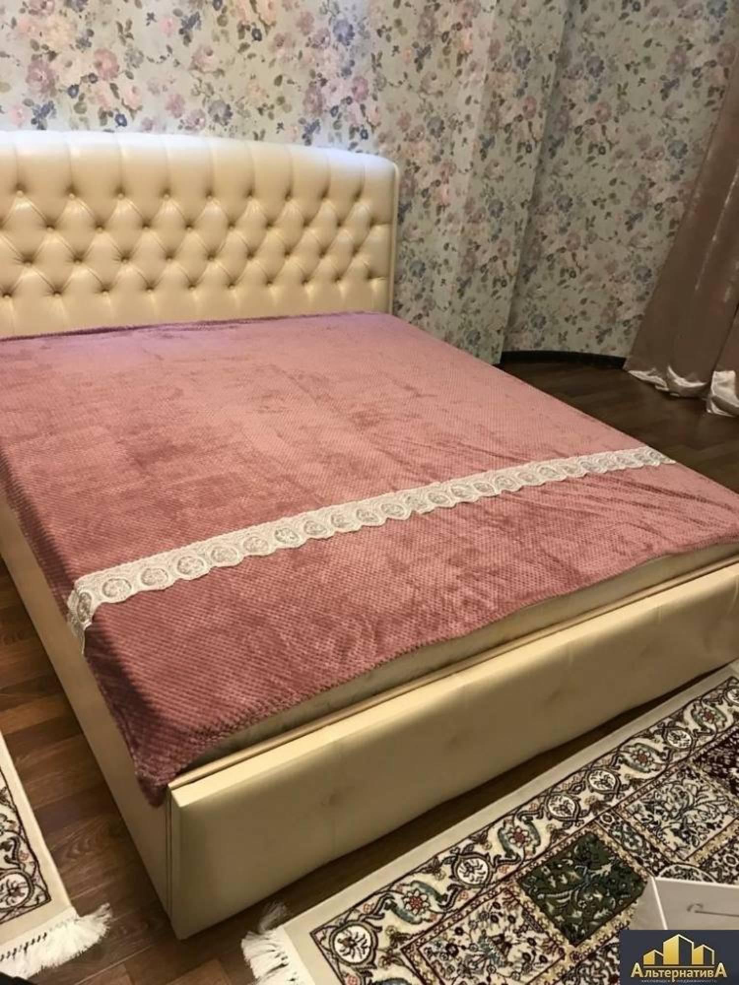 Купить квартиру за 17 500 000 рублей на Революции ул.