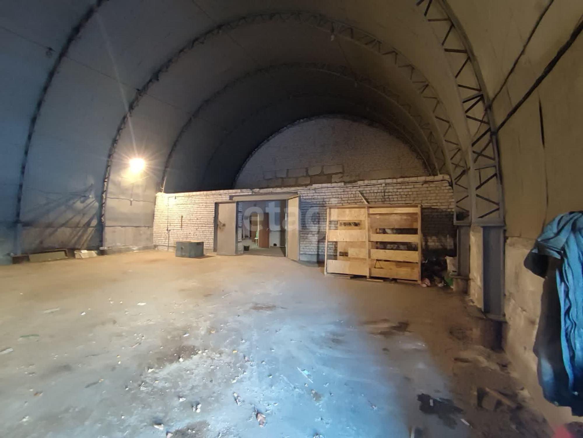 Сдать складское помещение за 160 000 рублей на Дружбы 113 стр 1