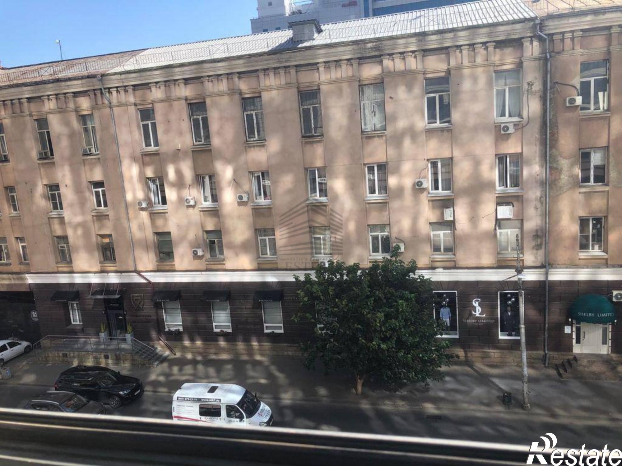 Купить квартиру за 19 000 000 рублей на Будённого улица,129