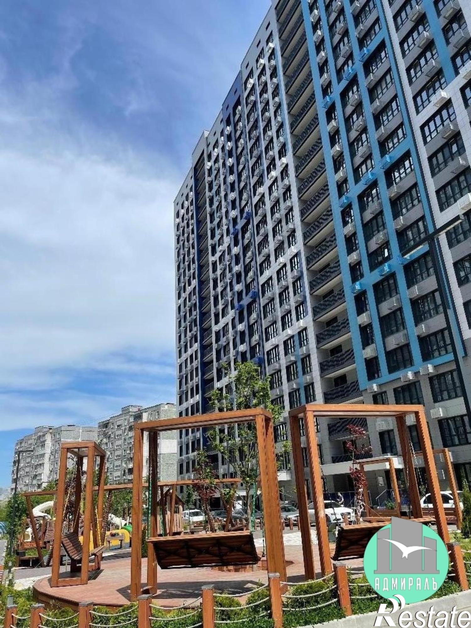 Продажа 2-комн квартиры муниципальное образование Новороссийск,Алексея Матвейкина улица,1Ак4