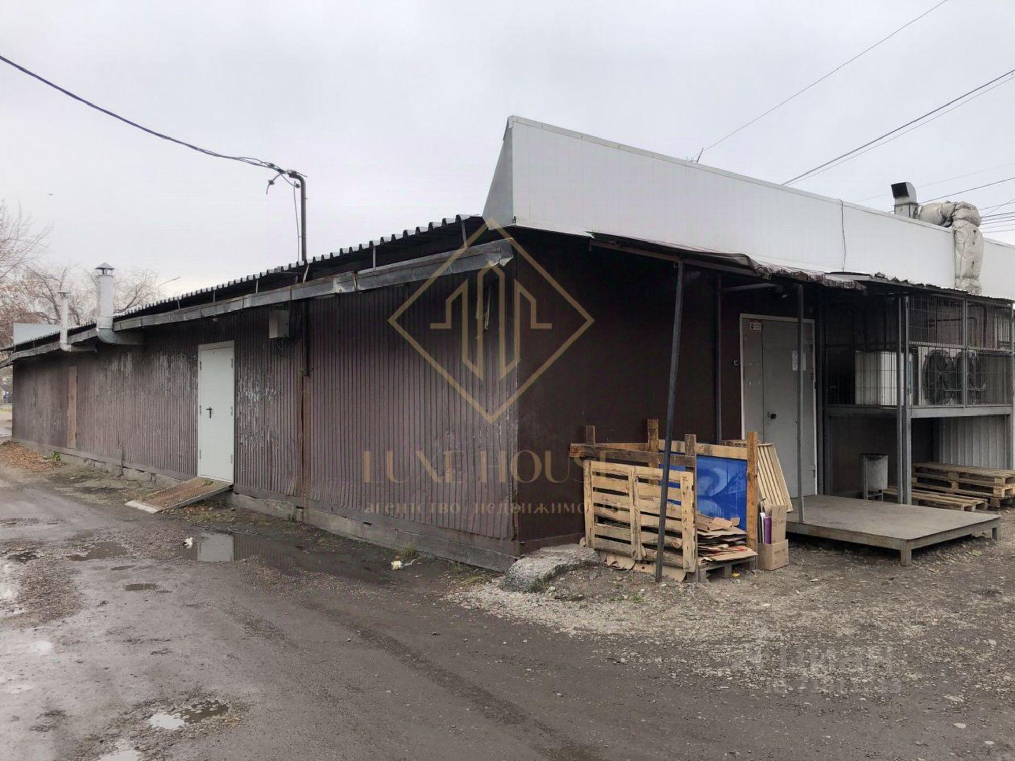 Купить торговое помещение за 35 000 300 рублей на улица Баррикад, 54/5