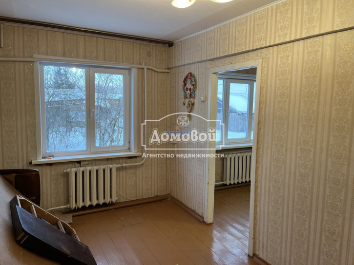 3-комн квартира Совхоз Чкаловский ,Строительная ул. , 1