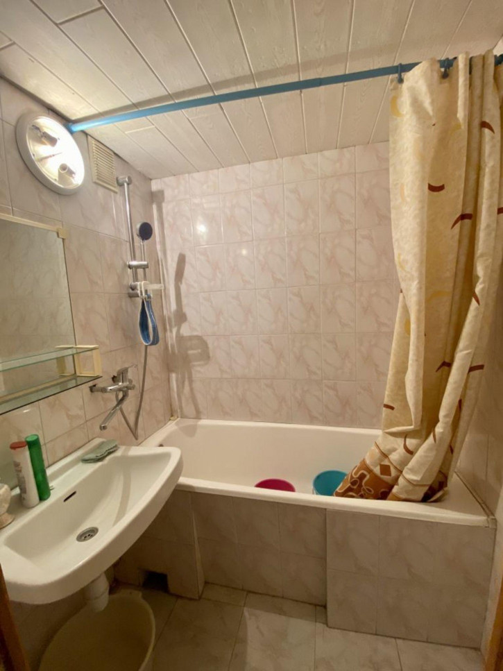 3-комн квартира 1-я Набережная ул, 32к3