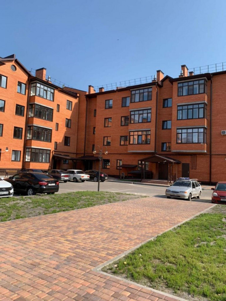 1-комн квартира Озерная ул, 2Е