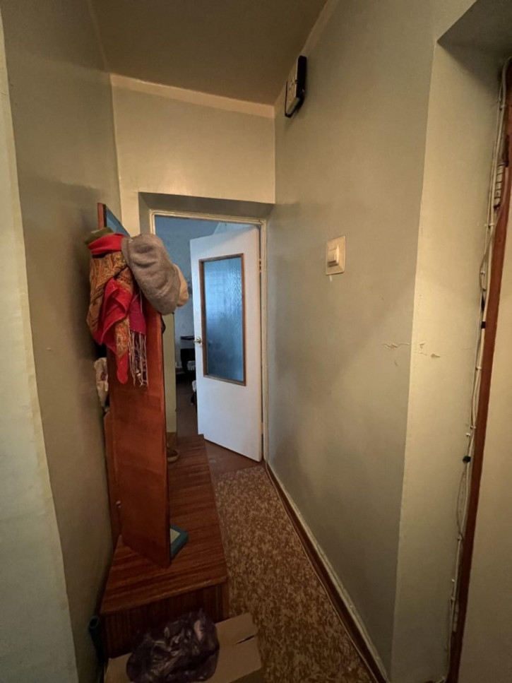 2-комн квартира Долина Роз ул, 8