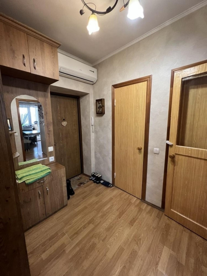 2-комн квартира Королева ул, 14