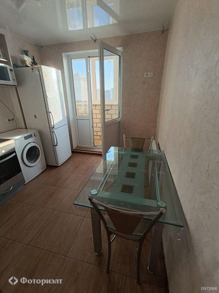 1-комн квартира Тархова ул, 37