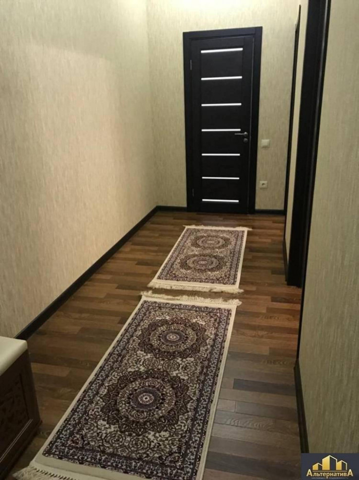 2-комн квартира Революции ул.