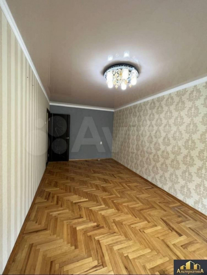 2-комн квартира Широкая ул.