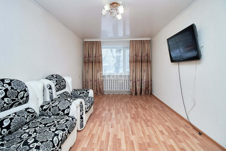 2-комн квартира Ветеранов труда, 5