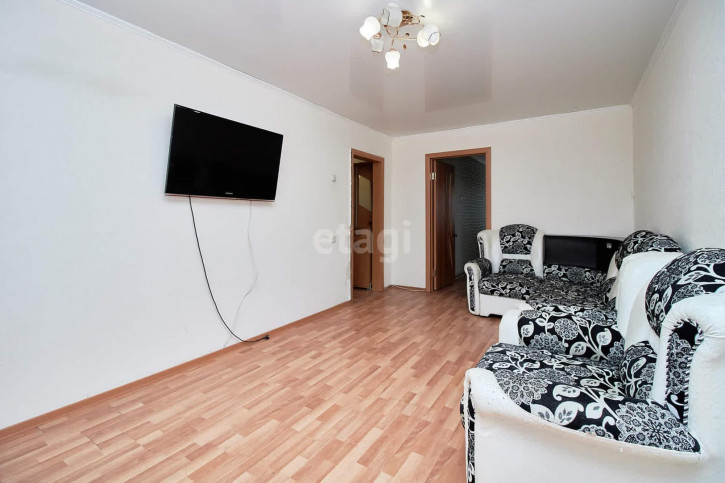 2-комн квартира Ветеранов труда, 5