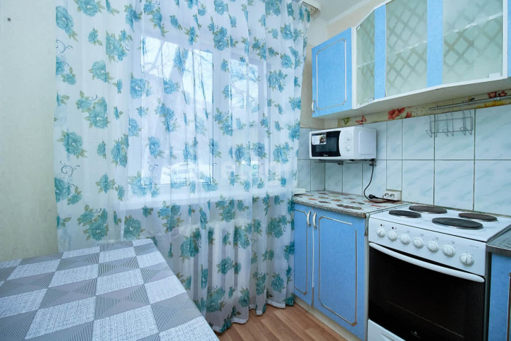 2-комн квартира Ветеранов труда, 5