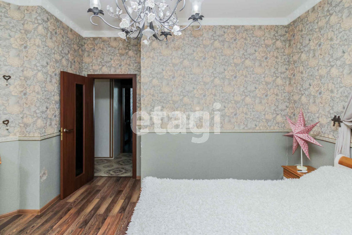 1-комн квартира Малыгина, 90