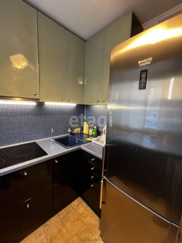 3-комн квартира Республики, 39