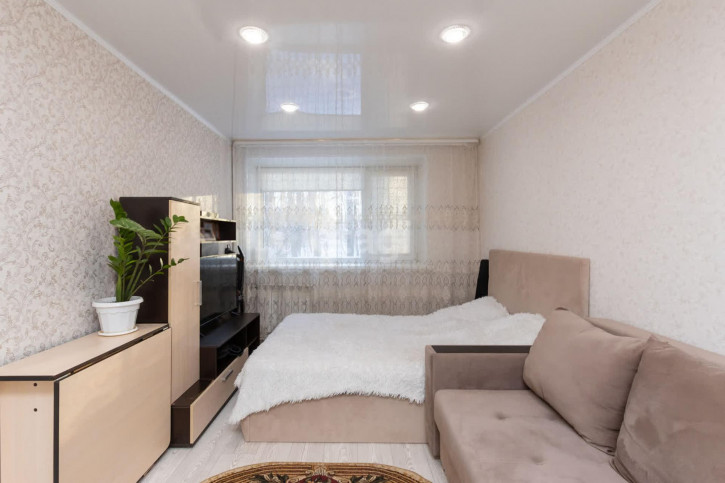 2-комн квартира Беляева, 15