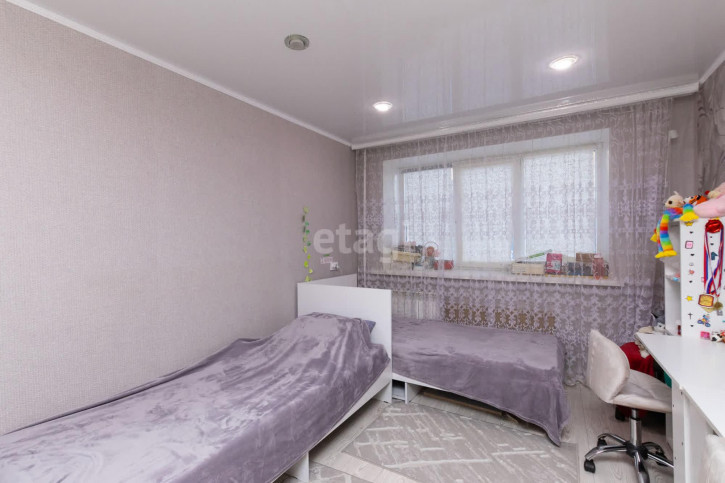 2-комн квартира Беляева, 15