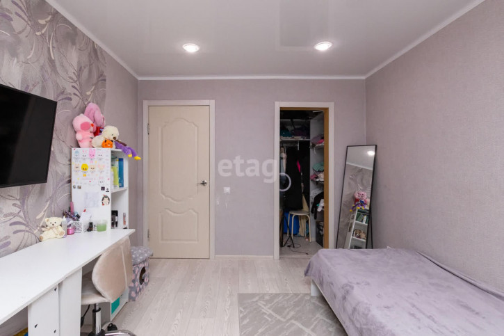 2-комн квартира Беляева, 15