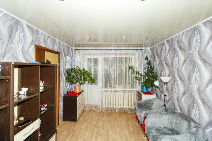 2-комн квартира Луначарского, 9