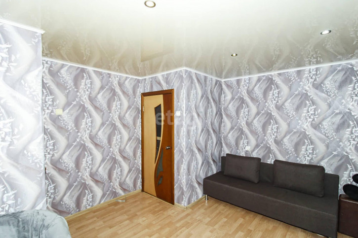2-комн квартира Луначарского, 9