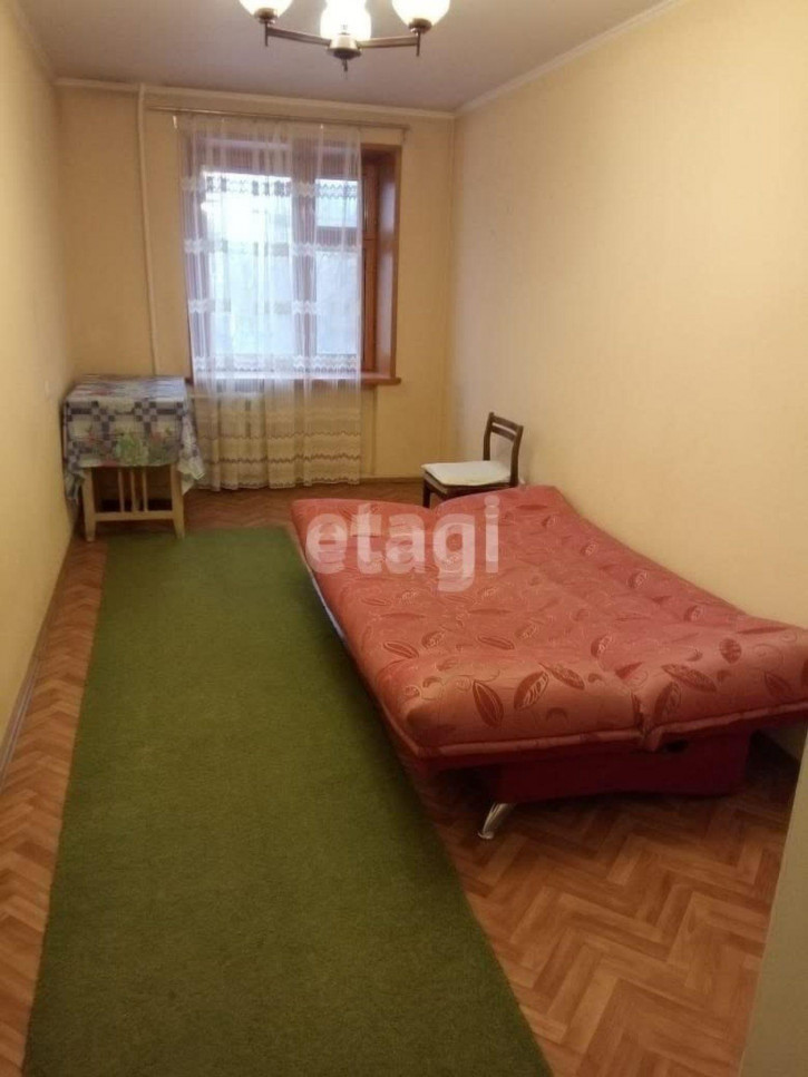 2-комн квартира Мельникайте, 50